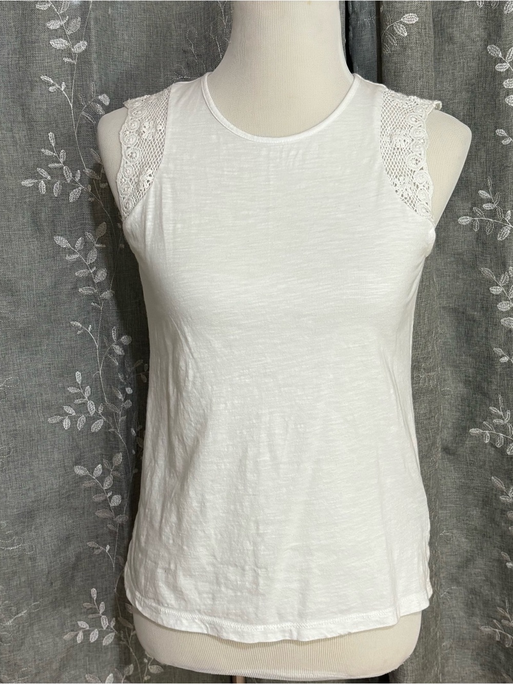 Lauren Ralph Lauren White Lace-Shoulder Tank